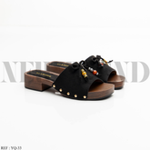 Mules YQ-33 Black