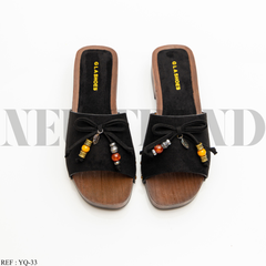 Mules YQ-33 Black