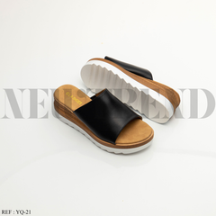 Mules YQ-21 Black