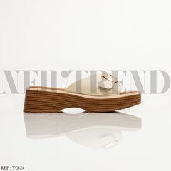 Mules YQ-24 Off White