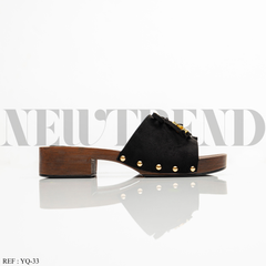 Mules YQ-33 Black